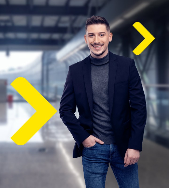 A man with a laptop and his credit card